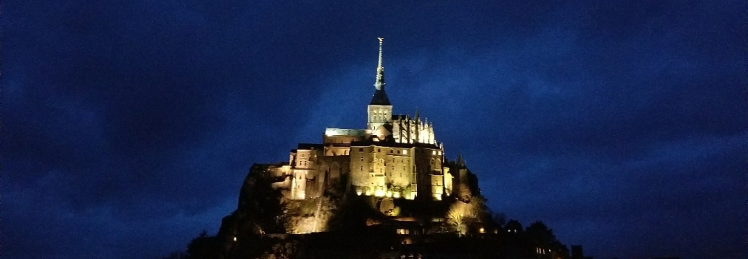 レビュアーのカバー画像