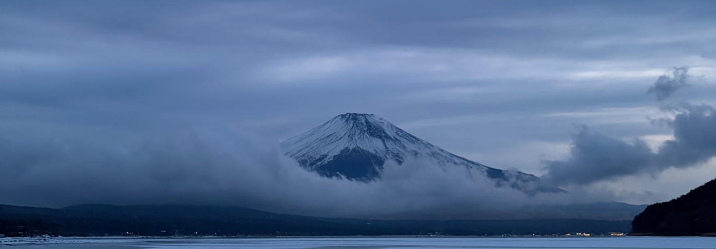 レビュアーのカバー画像