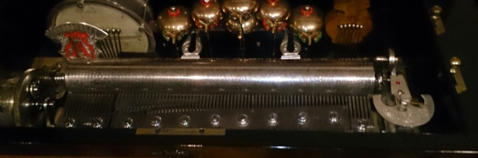 レビュアーのカバー画像