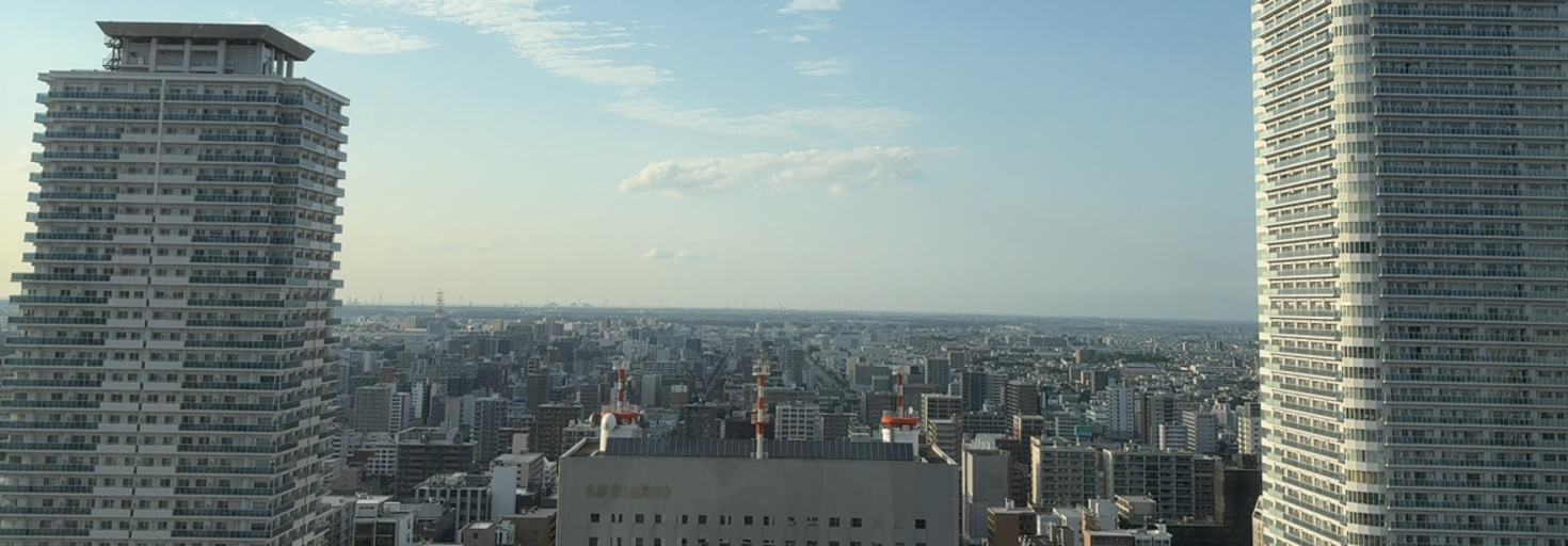 レビュアーのカバー画像