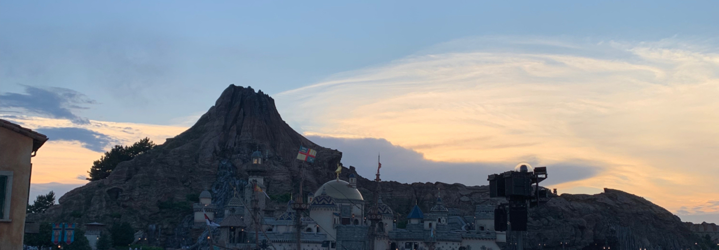 レビュアーのカバー画像