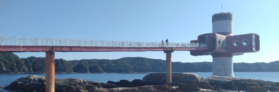 レビュアーのカバー画像