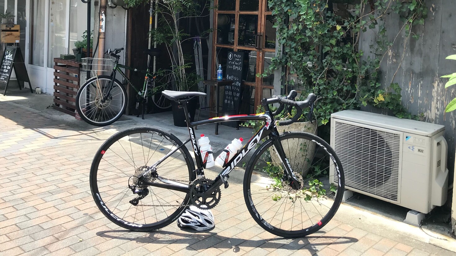 レビュアーのカバー画像