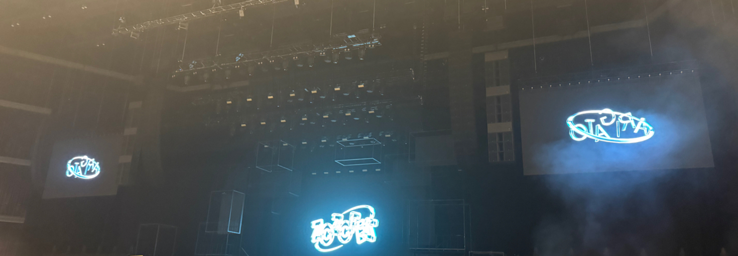 レビュアーのカバー画像