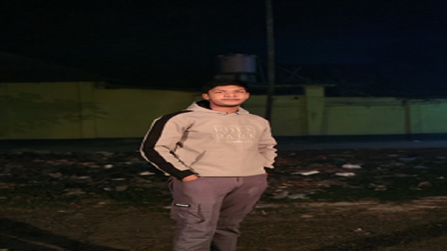 レビュアーのカバー画像