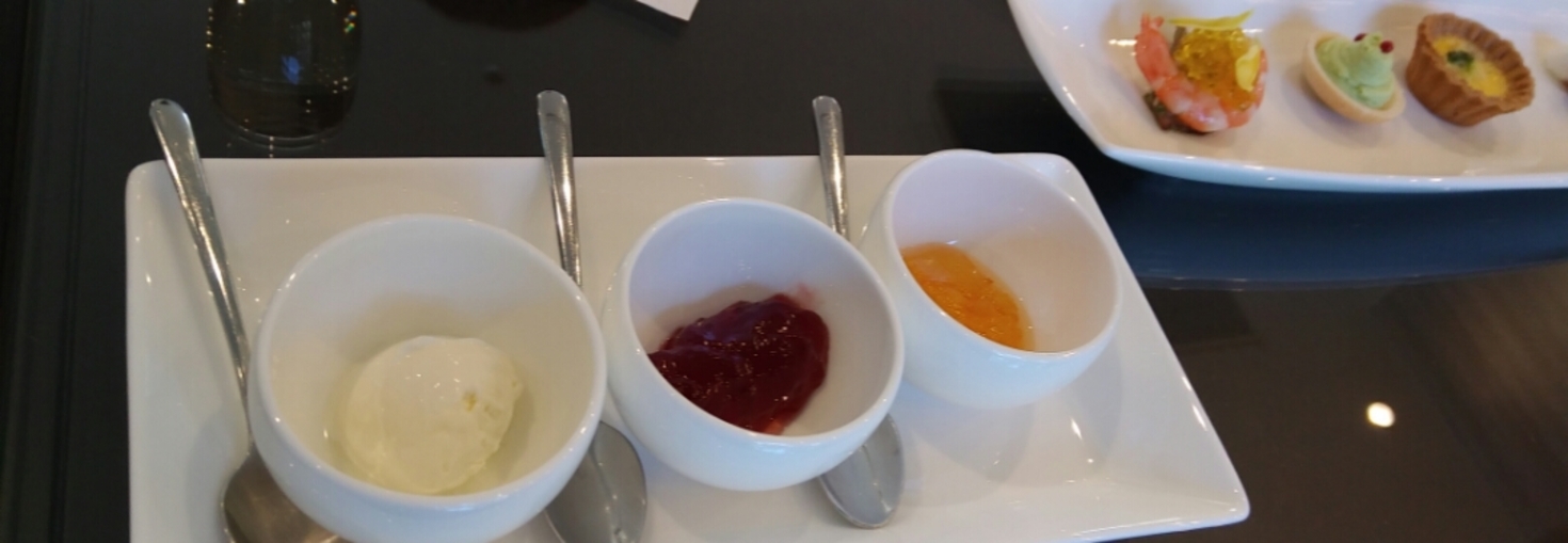 レビュアーのカバー画像