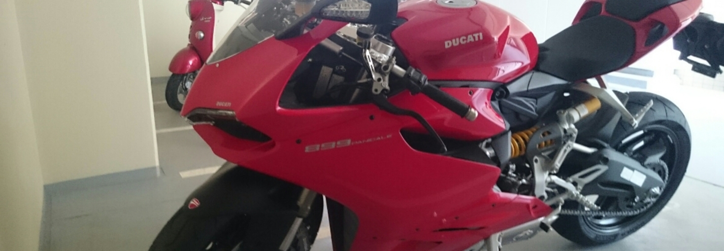 レビュアーのカバー画像