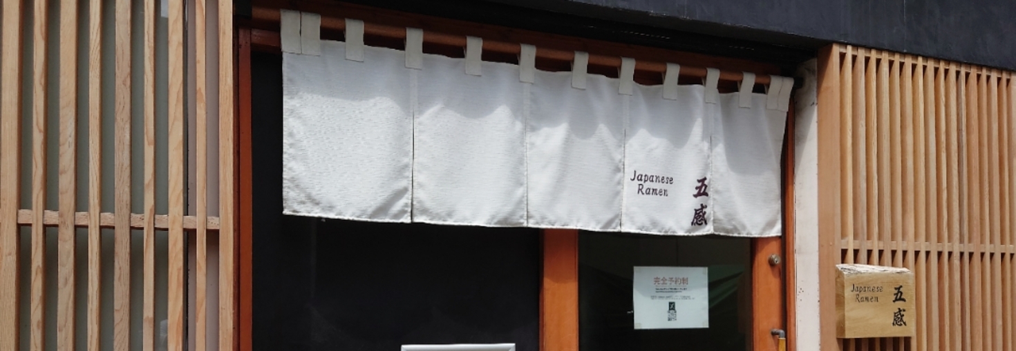 レビュアーのカバー画像