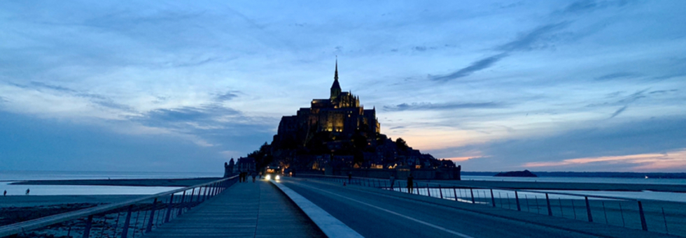 レビュアーのカバー画像