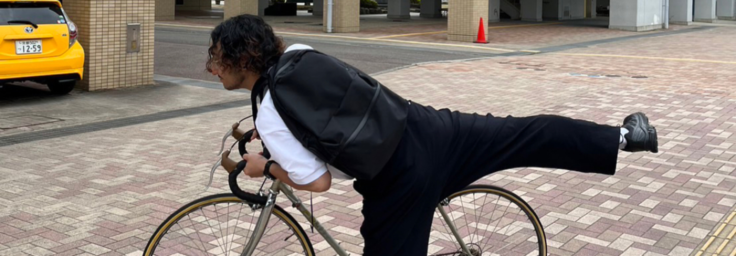 レビュアーのカバー画像