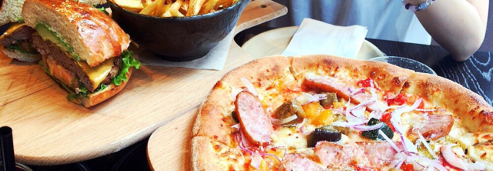 レビュアーのカバー画像