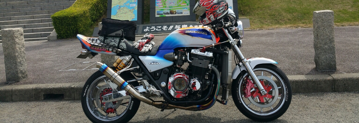 レビュアーのカバー画像