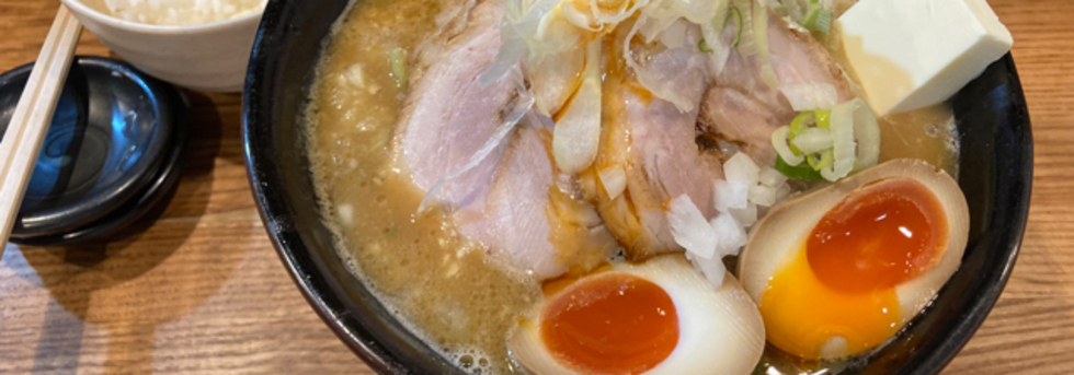 レビュアーのカバー画像