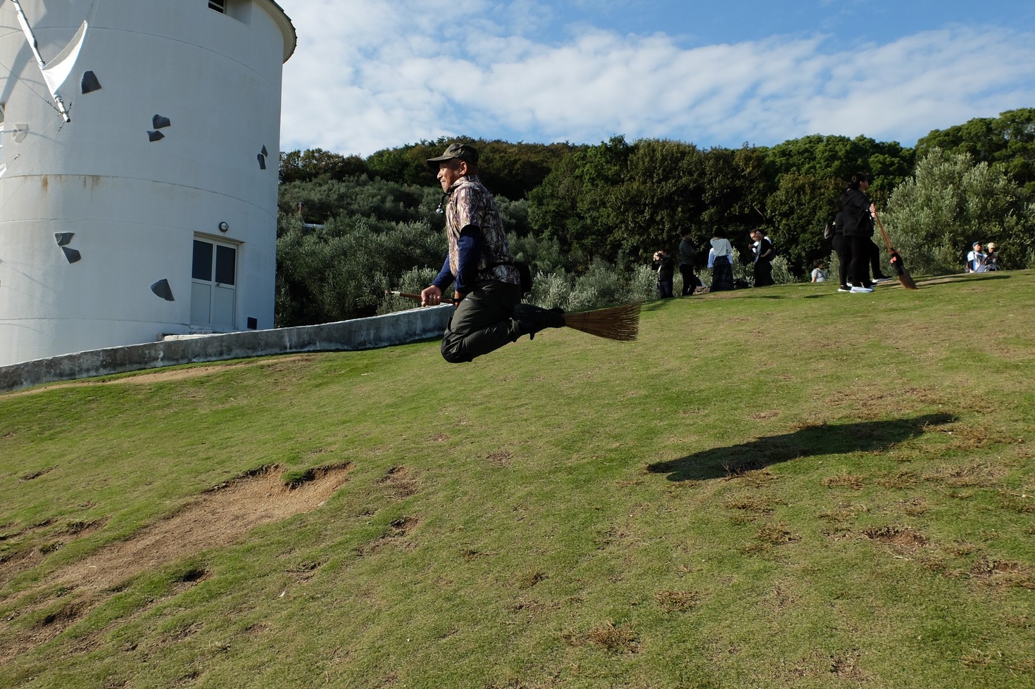 レビュアーのカバー画像
