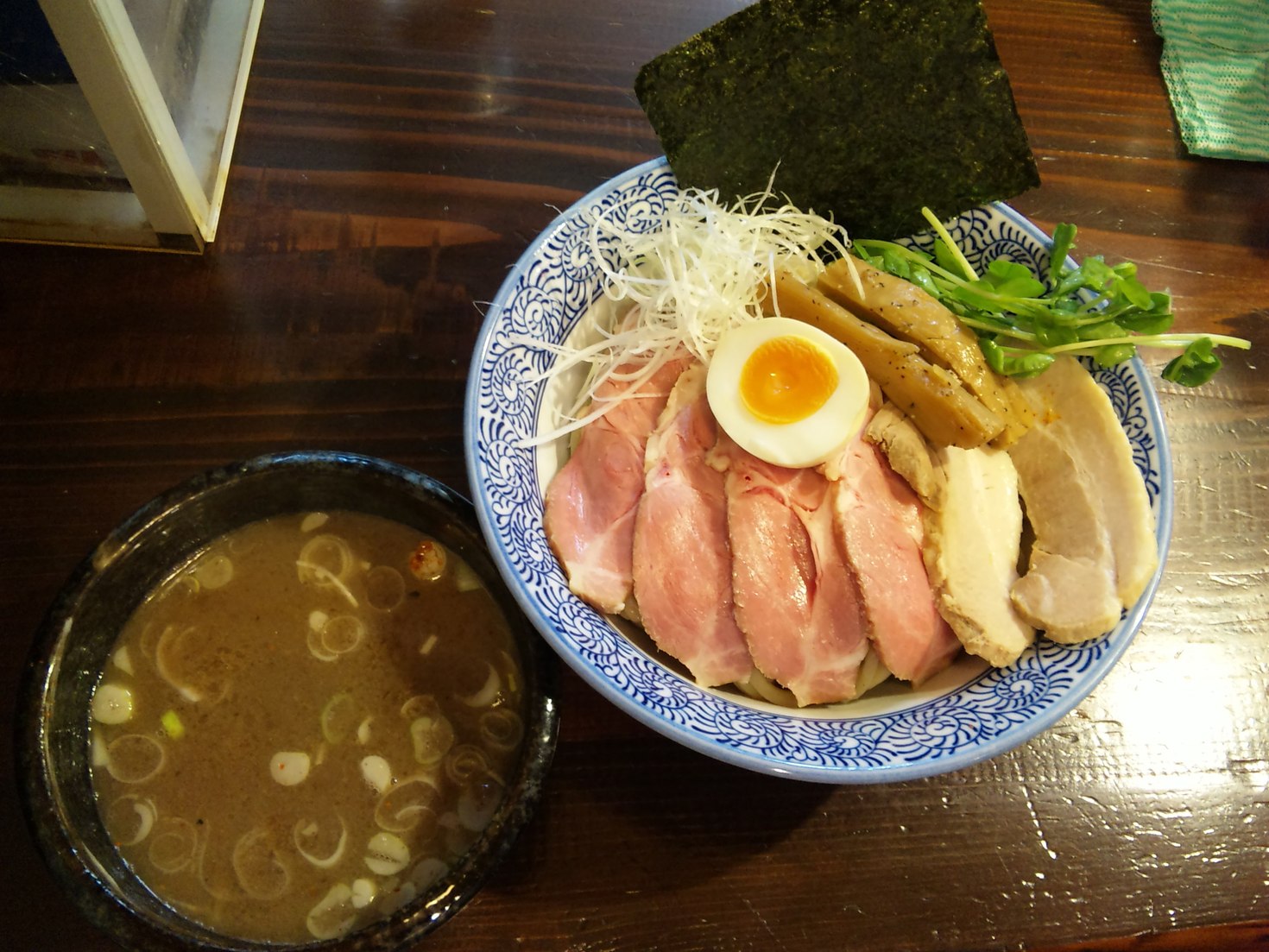 レビュアーのカバー画像