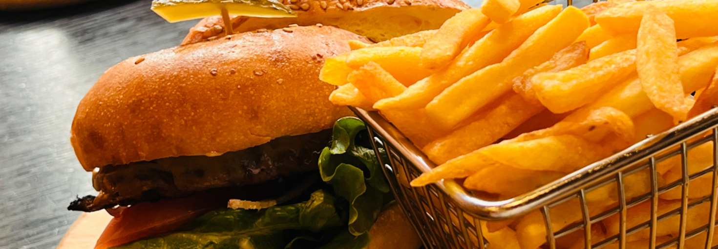 レビュアーのカバー画像