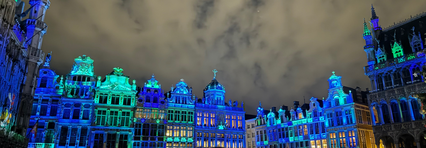 レビュアーのカバー画像