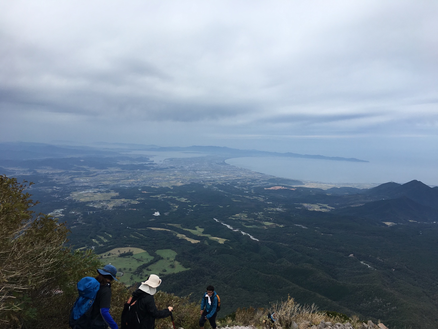 レビュアーのカバー画像