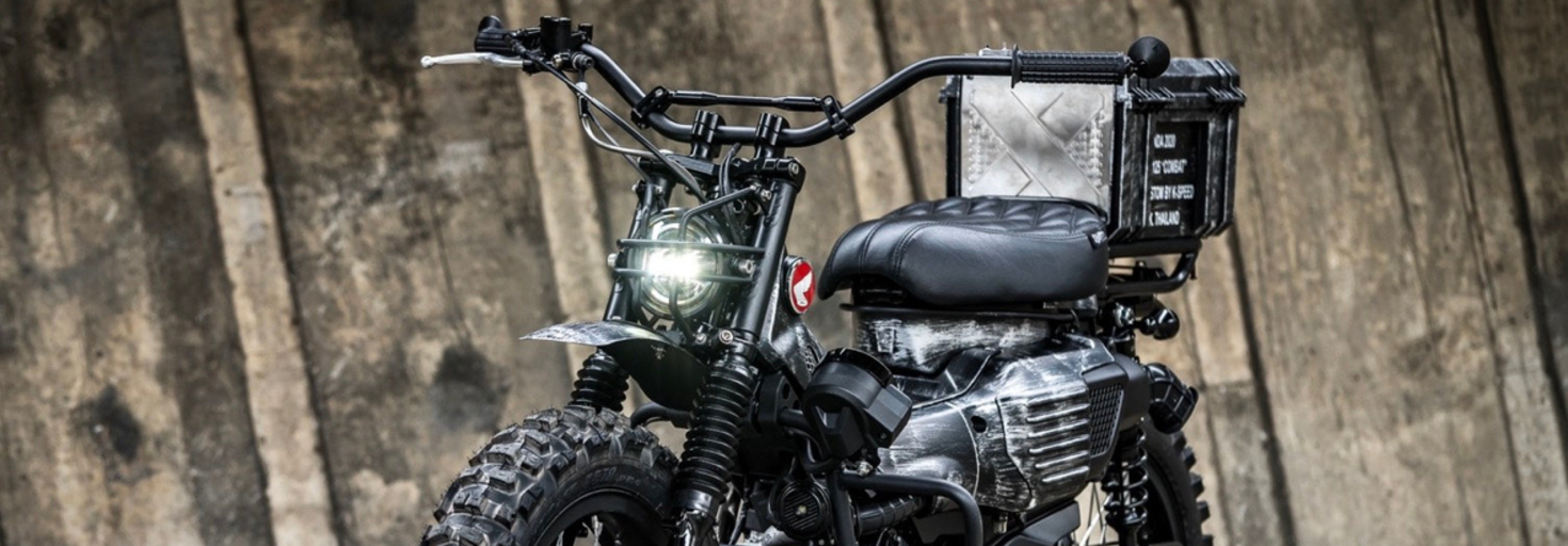 レビュアーのカバー画像