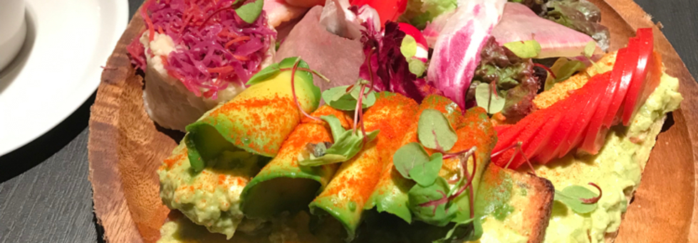 レビュアーのカバー画像