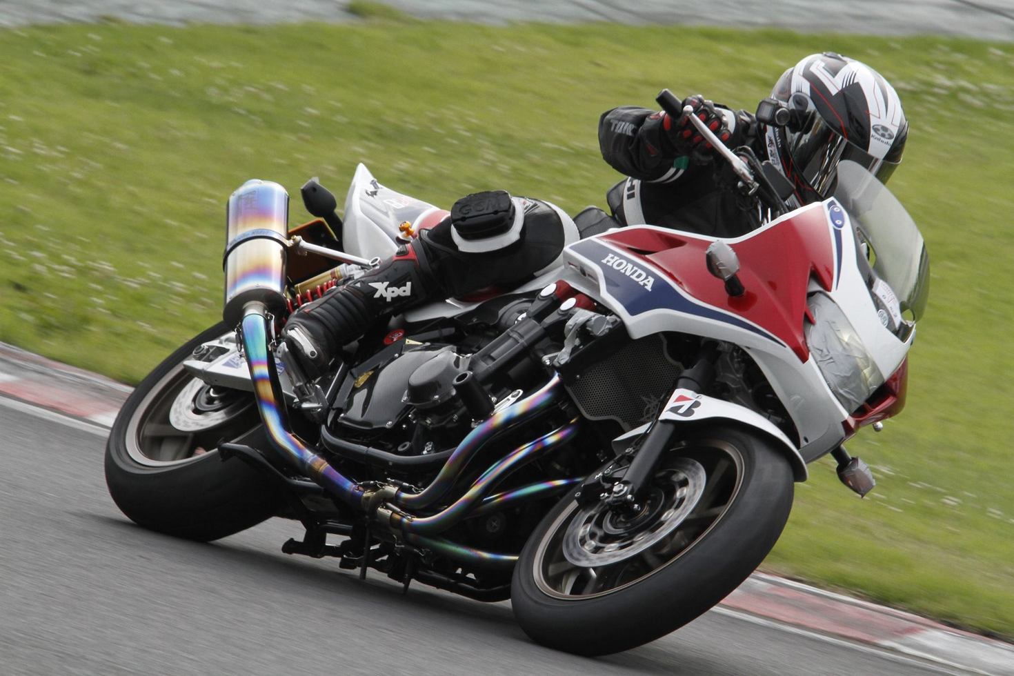 レビュアーのカバー画像