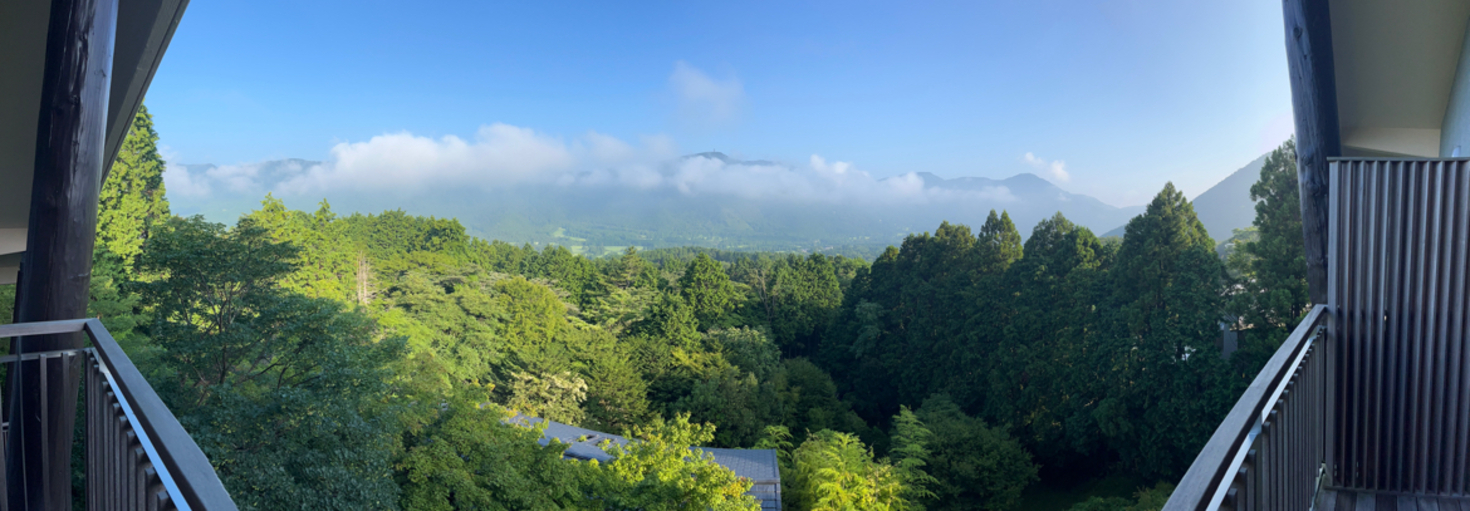 レビュアーのカバー画像