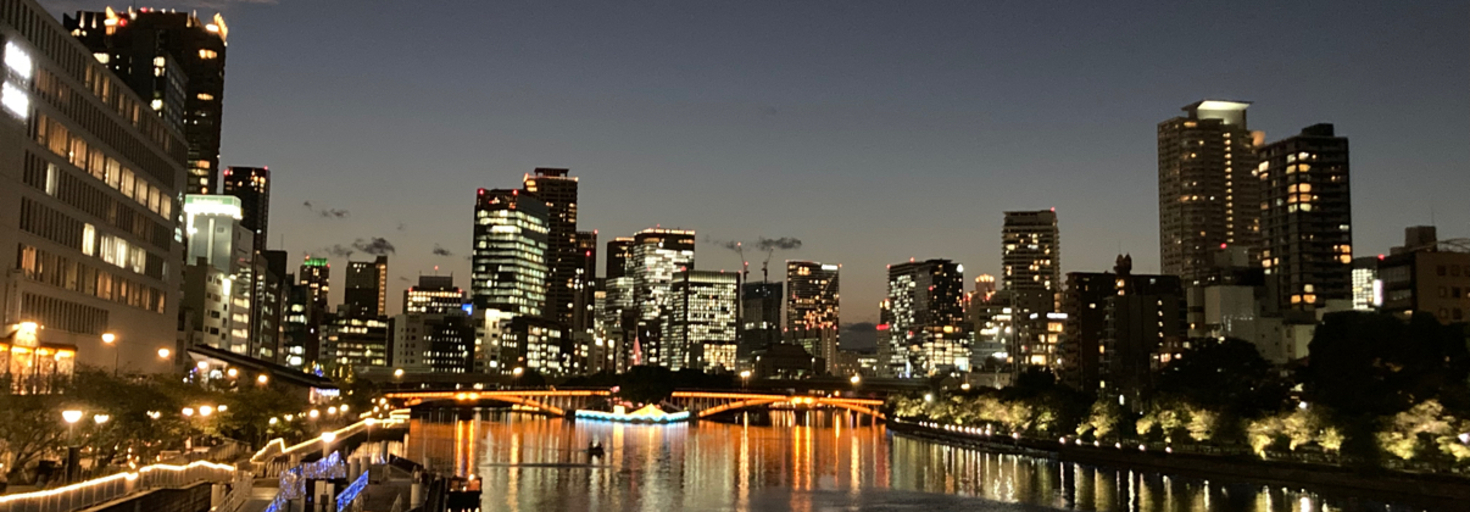 レビュアーのカバー画像