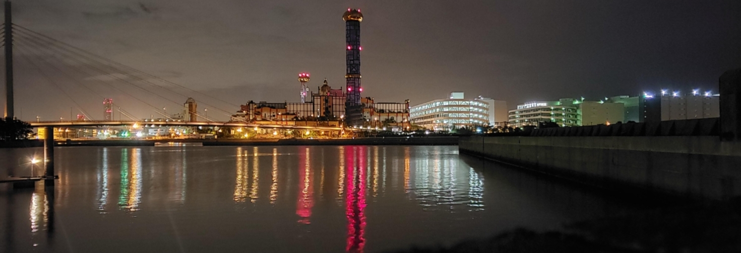 レビュアーのカバー画像