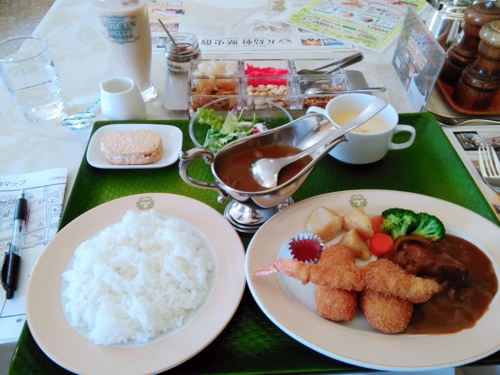 レビュアーのカバー画像