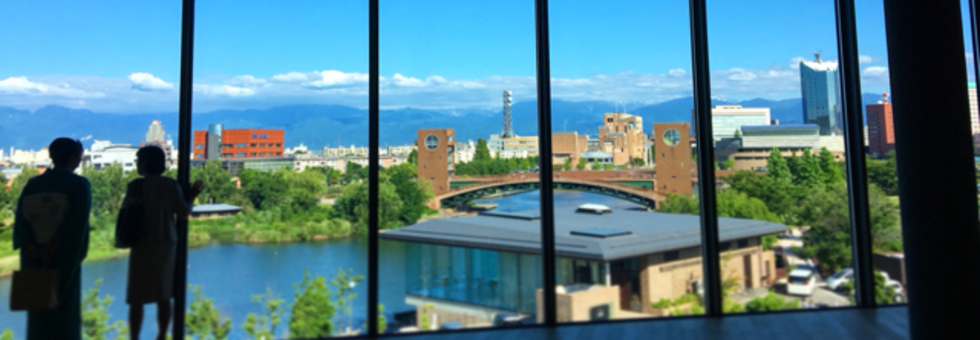 レビュアーのカバー画像