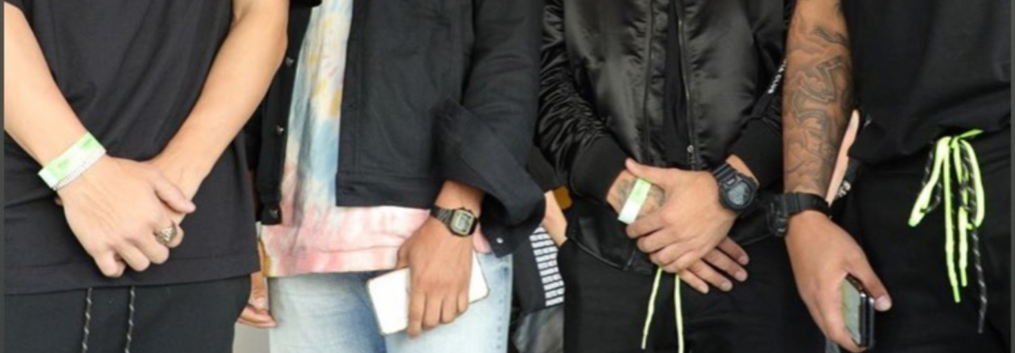 レビュアーのカバー画像