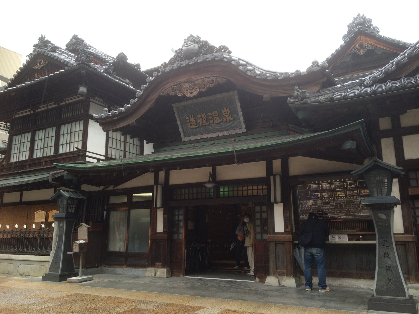 レビュアーのカバー画像