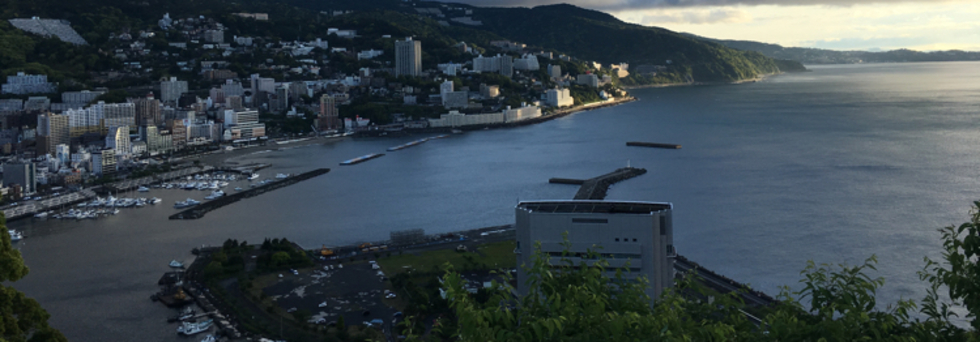 レビュアーのカバー画像