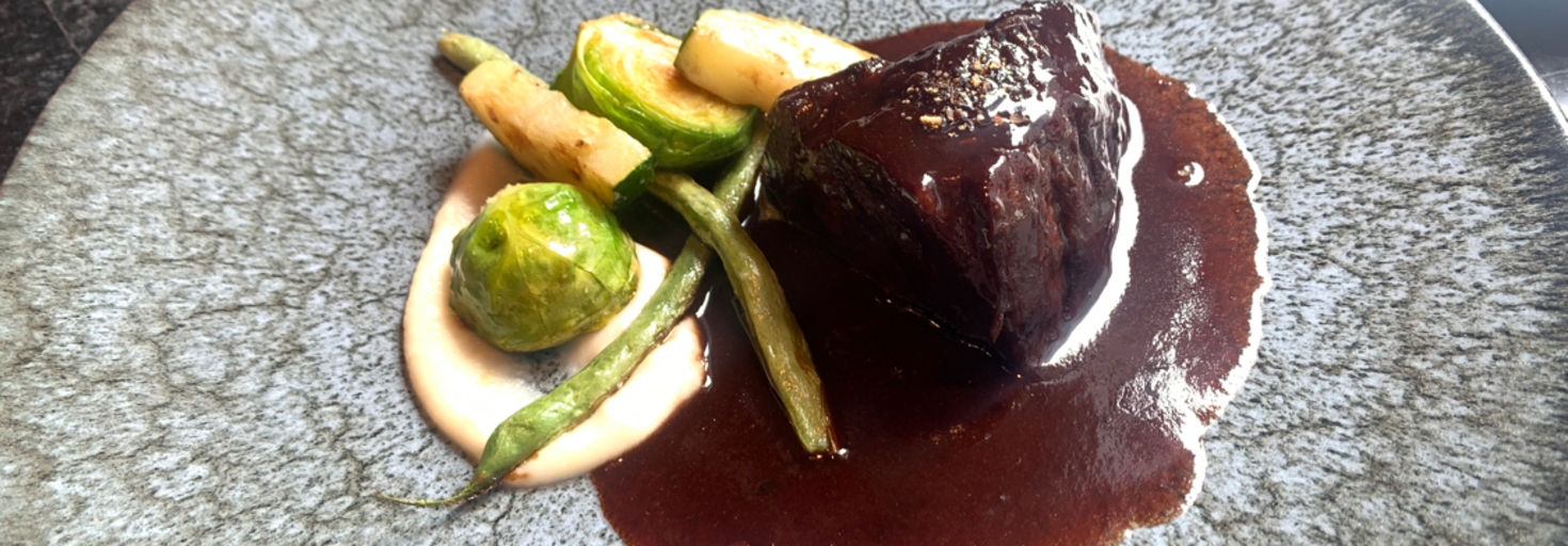 レビュアーのカバー画像