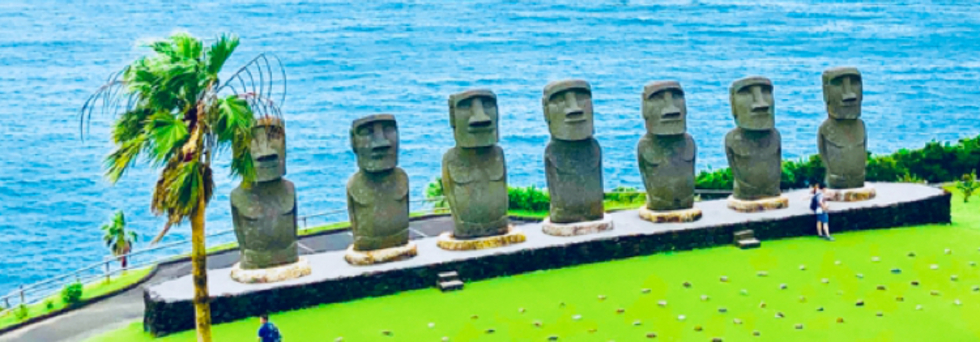 レビュアーのカバー画像