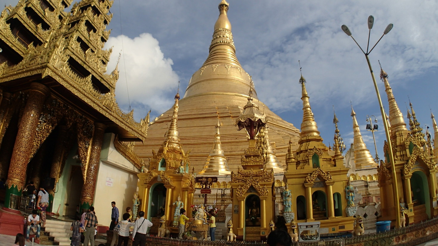 レビュアーのカバー画像