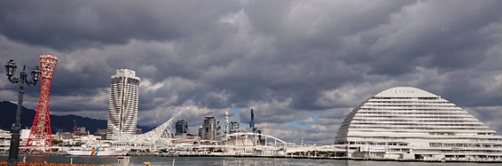 レビュアーのカバー画像