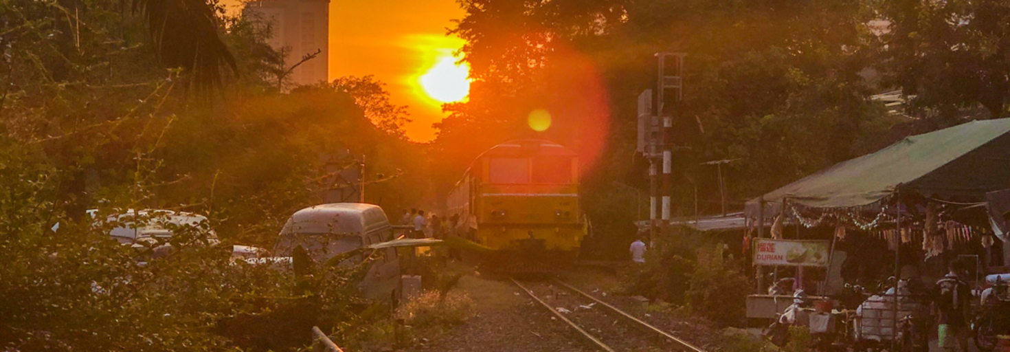 レビュアーのカバー画像