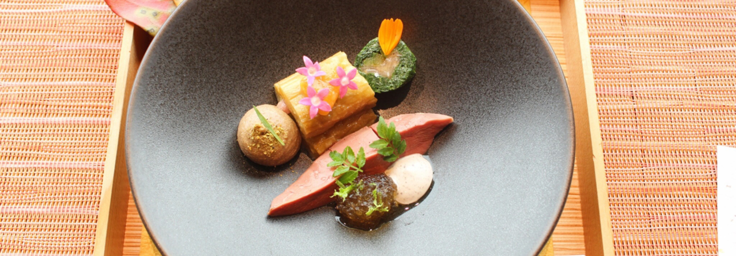 レビュアーのカバー画像