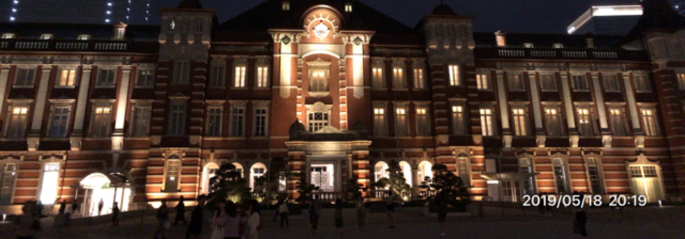 レビュアーのカバー画像