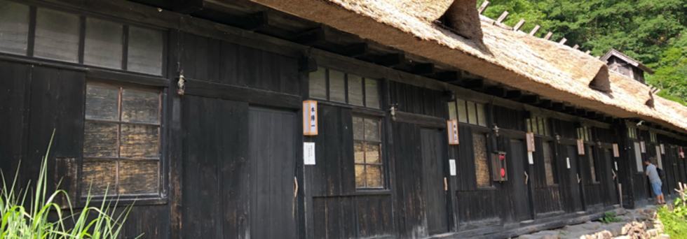 レビュアーのカバー画像