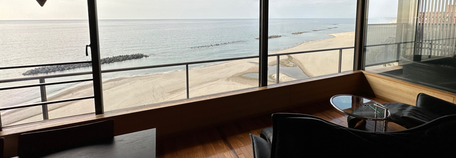 レビュアーのカバー画像