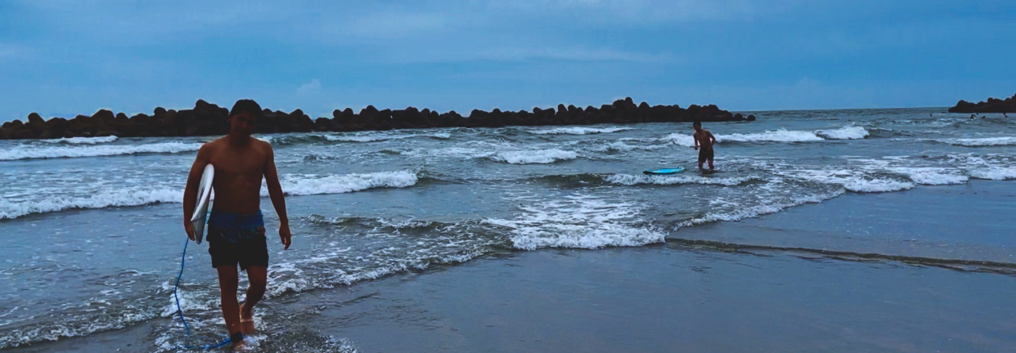 レビュアーのカバー画像