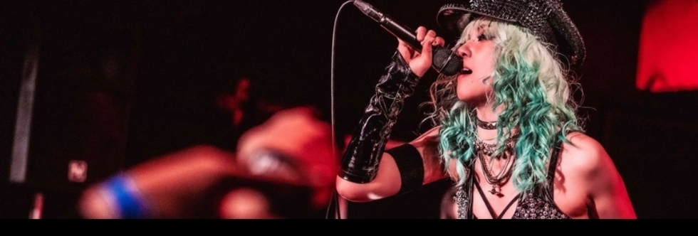 レビュアーのカバー画像