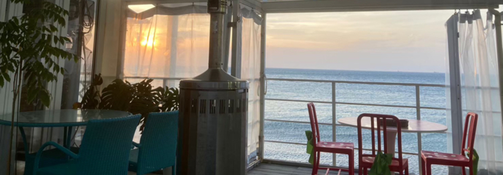 レビュアーのカバー画像